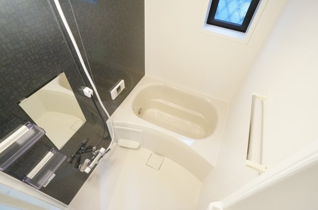 ONLYONE宝塚山本Ⅱの浴室