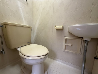 【トイレ】 | シティハイムヤマト | コンパクトで使いやすいトイレです（３点式ユニットバス）
