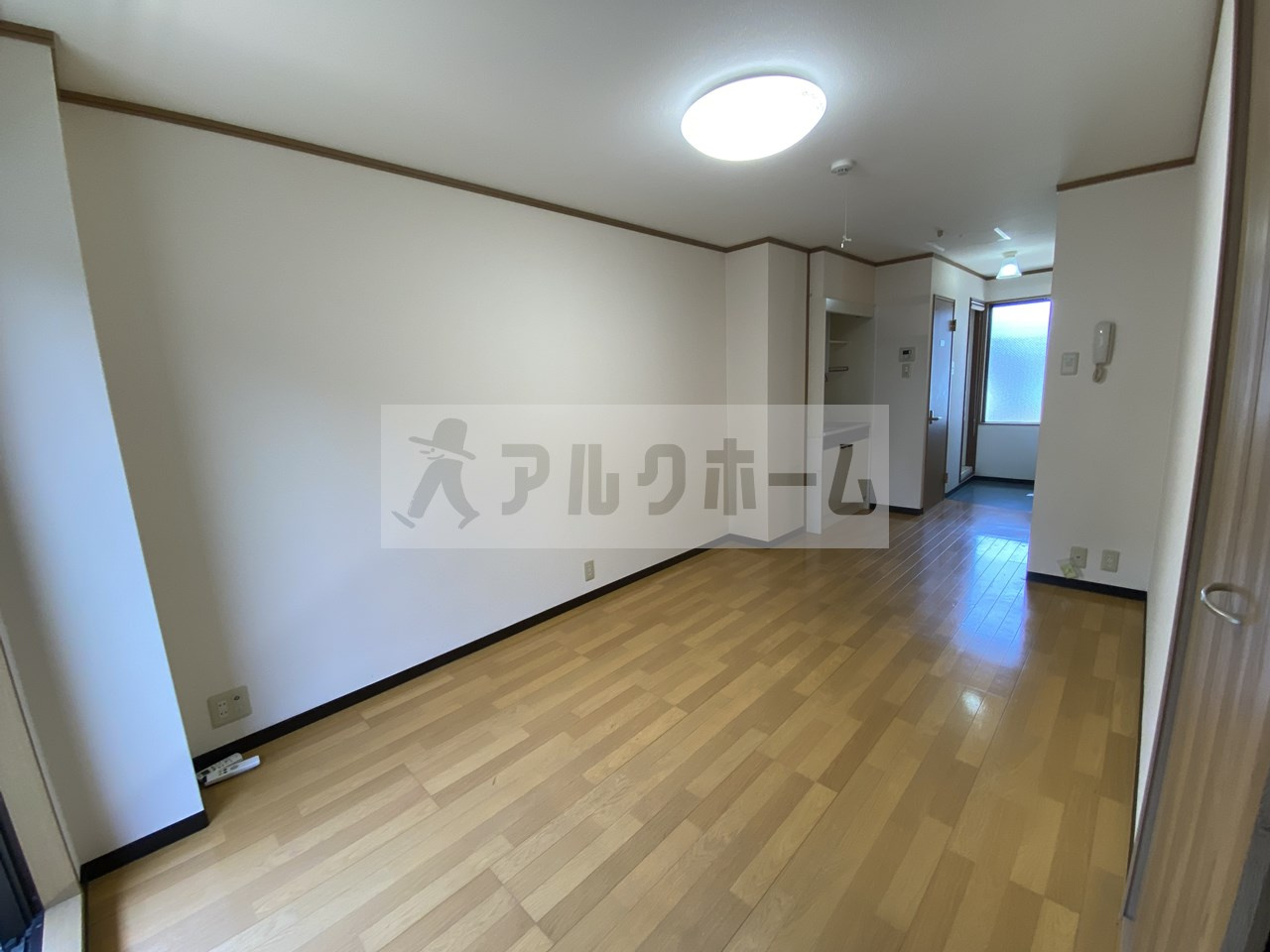 マウントソフィアの洋室