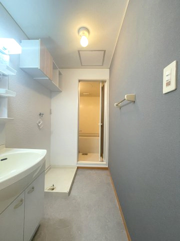 ファミール二池の玄関|TVモニターホン付き