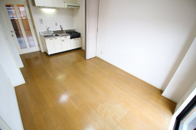 【居間・リビング】 | ブルーラバンハイツ