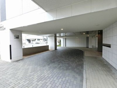 【エントランス】 | クオス横浜大口