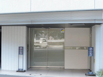 【エントランス】 | イニシアイオ横濱関内
