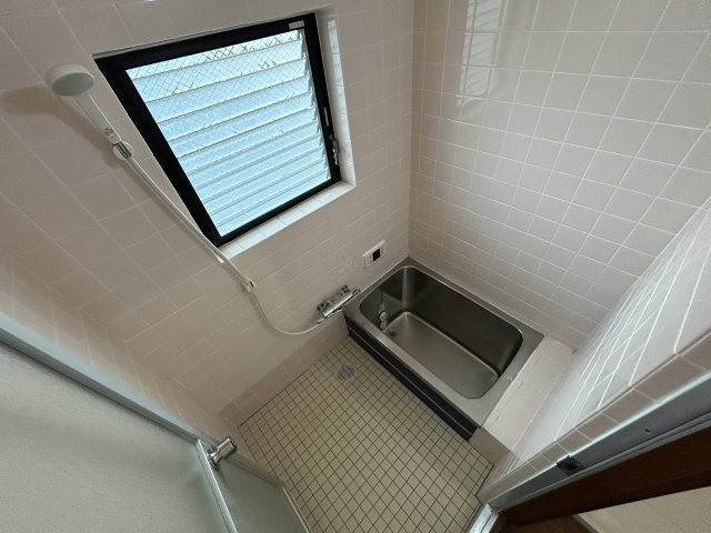 登貴和ハイツの浴室