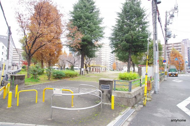 ミラージュパレス北梅田の外観