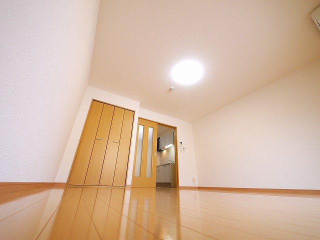 アムール野村Ⅲの居間・リビング|おしゃれな居間です