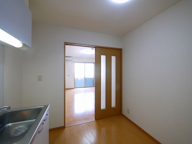 アムール野村Ⅲのキッチン|キッチンでお料理をお楽しみください