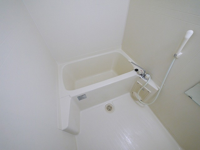 アムール野村Ⅲの浴室|お風呂で日々の疲れを落としましょう