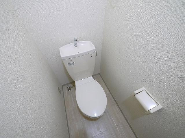 アムール野村Ⅲのトイレ|清潔感のあるトイレです