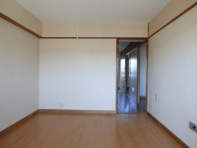 【寝室】 | ダイタ伊勢ハイツ