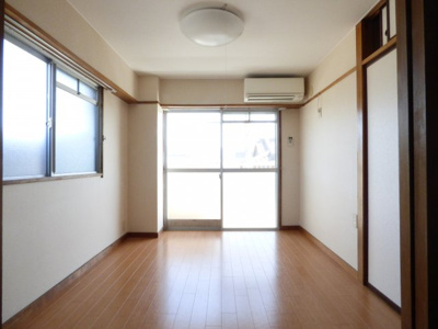 【洋室】 | ダイタ伊勢ハイツ