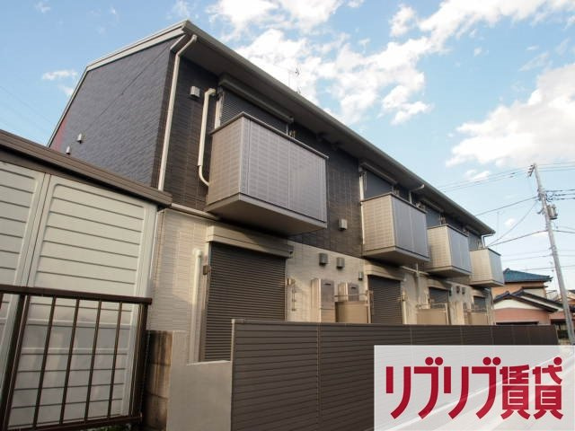 b.セミカの外観