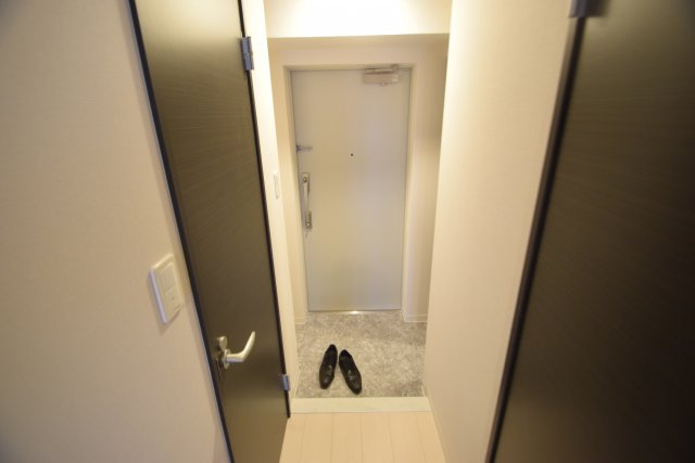 クレシェンテ梅月の玄関|落ち着いた玄関です