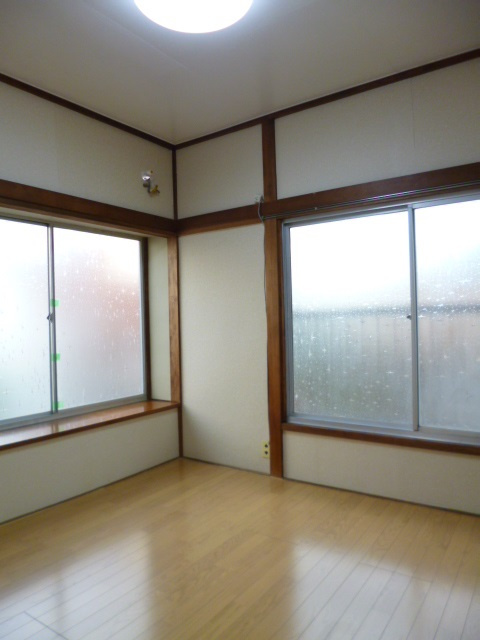 杉本邸秋津貸家　の洋室