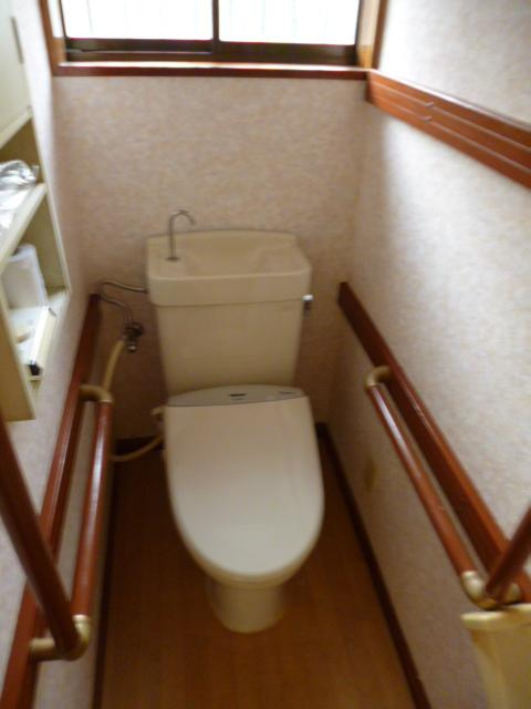 杉本邸秋津貸家　のトイレ
