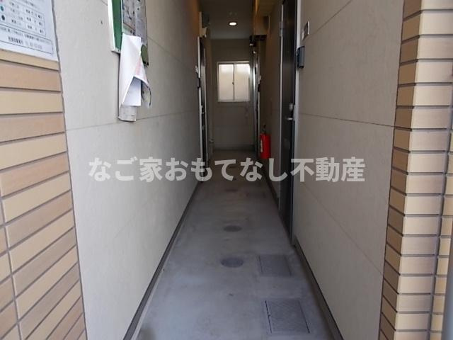 【エントランス】 | ナピオ上小田井（napio上小田井）