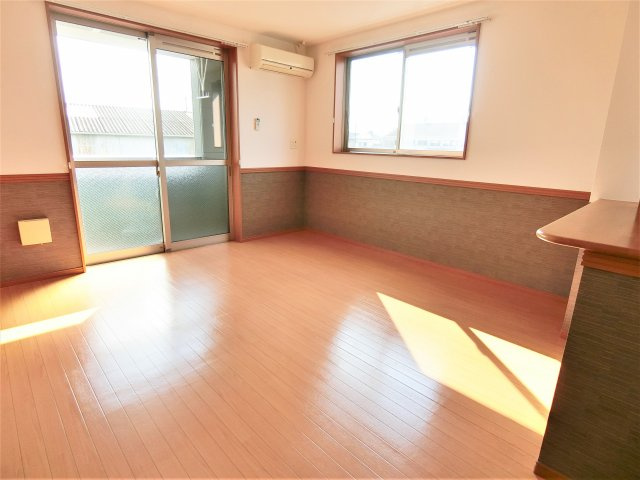 ＣＡＳＡ　ＤＯＭＡＮＩの居間・リビング