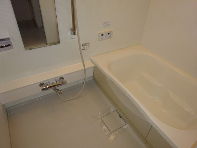 パッサーレ　参番館の浴室