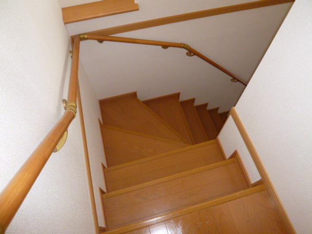 エピナール　ララＡのその他|階段