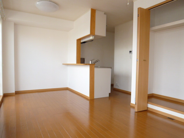 エピナール　ララＡの居間・リビング