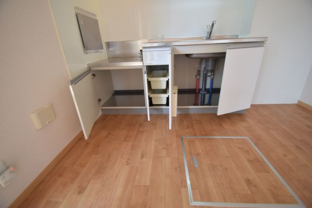 シャンティ上山のその他|キッチン下に収納あります