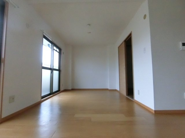 ソルジェンテ金剛の居間・リビング