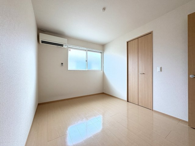 レジデンスみやびの寝室