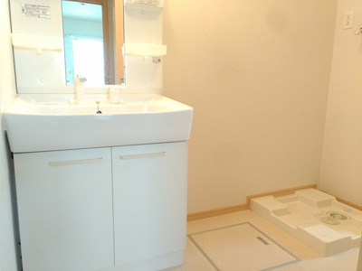 【洗面所】 | ベルクラールB