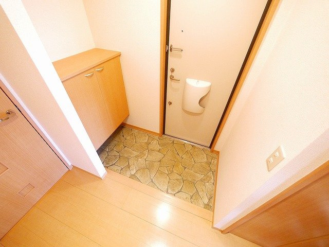 カサグランデ（柏木町）の玄関|きれいな玄関です