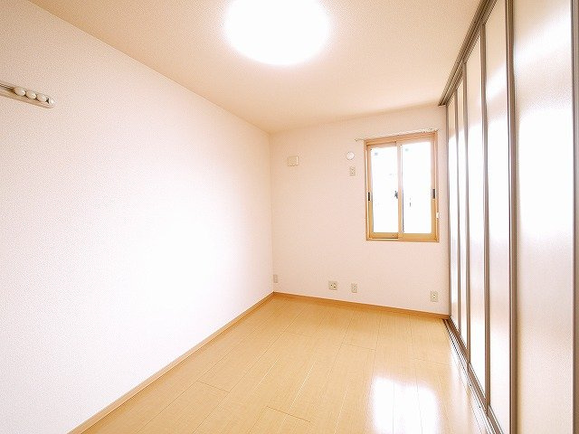 カサグランデ（柏木町）の洋室|ゆったりした洋室です