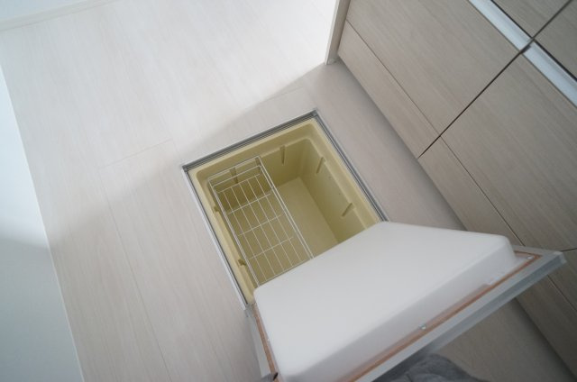 LE　LIEN　ELEVERのその他|キッチンの床下収納です