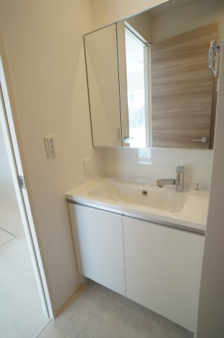 LE　LIEN　ELEVERの洗面所