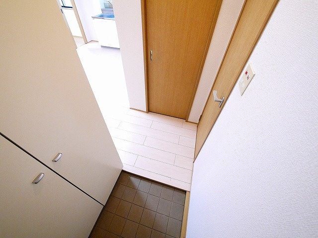 ハイム櫟　Ａ棟の玄関|シンプルで使いやすい玄関です