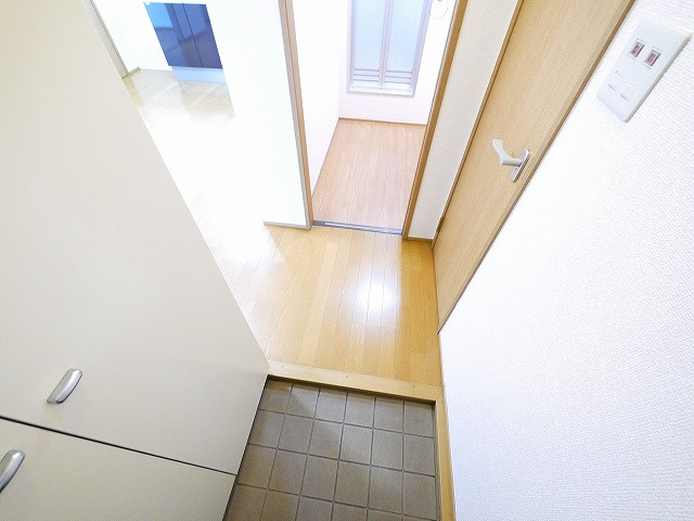 ハイム櫟　Ａ棟の玄関