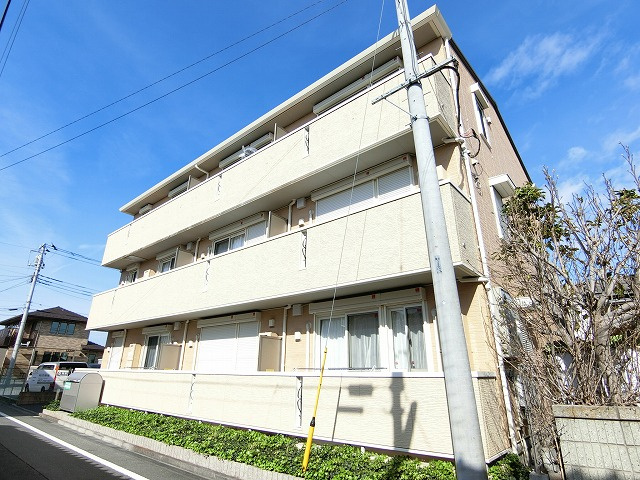グリーンフォレストの外観