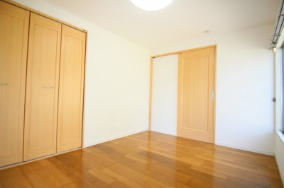 【洋室】 | 高美ハウス