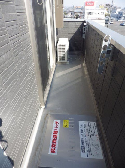 【バルコニー】 | アルバグランデ伊倉