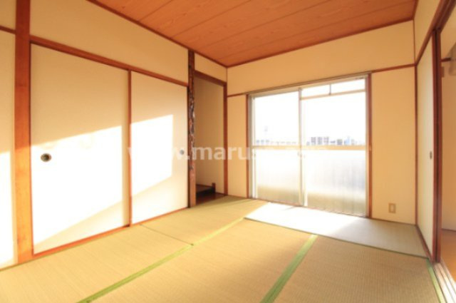 望洋マンションの和室