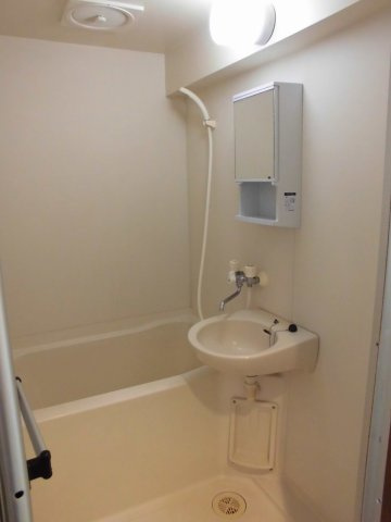 【浴室】 | マンションブルーバード | ﾄｲﾚと別になります