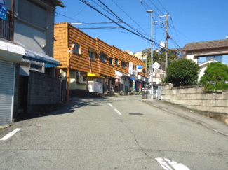 【前面道路含む現地写真】 | 川西市鴬の森町　建築条件無土地