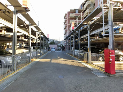 【駐車場】 | クレストフォルム鶴見ウッドスクエア