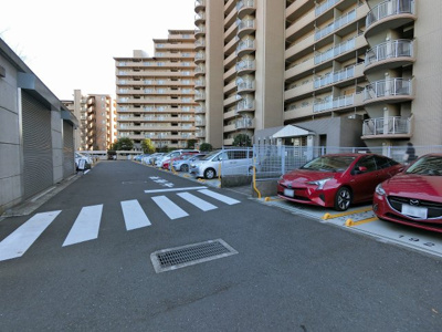 【駐車場】 | フォレストパーク四季彩の丘B棟