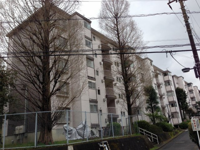 【外観】 | 宮前平グリーンハイツ２９号棟 | 東急田園都市線「宮前平」駅徒歩18分！又はバス2分「宮前区役所前」バス停徒歩9分！