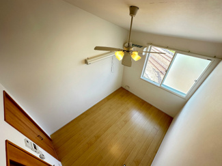 【展望】 | ロフトからの景観です！天井が高く開放感のある洋室6帖のお部屋です☆