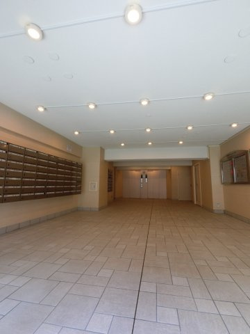 【エントランス】