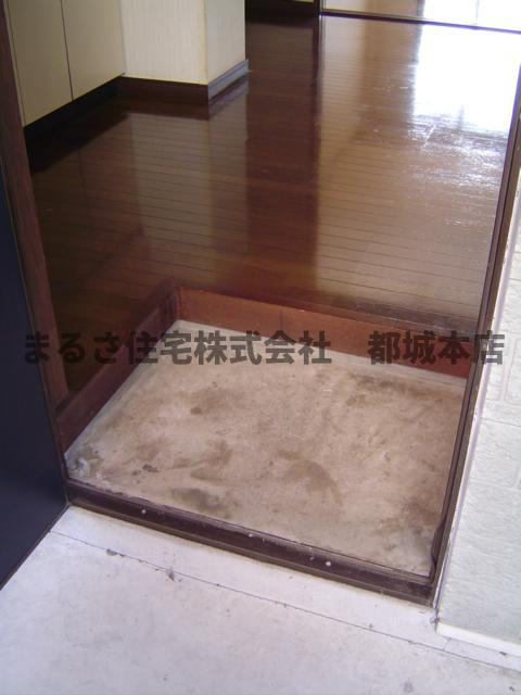 スタンダードコーポの玄関