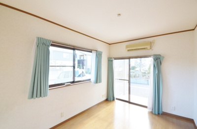 【居間・リビング】 | メゾネット・マリーン