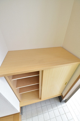 【玄関】 | メゾネット・マリーン