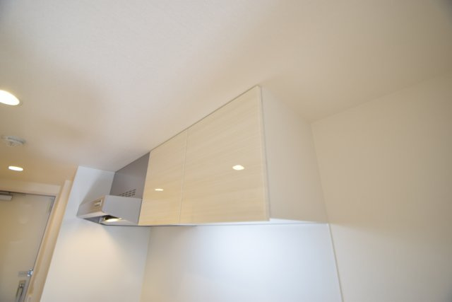 市川市中山４丁目のアパートのキッチン|キッチン上部
