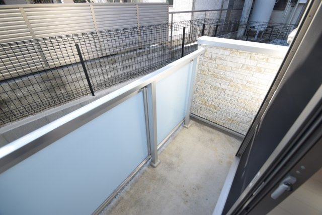 市川市中山４丁目のアパートのバルコニー|充分な広さあります。